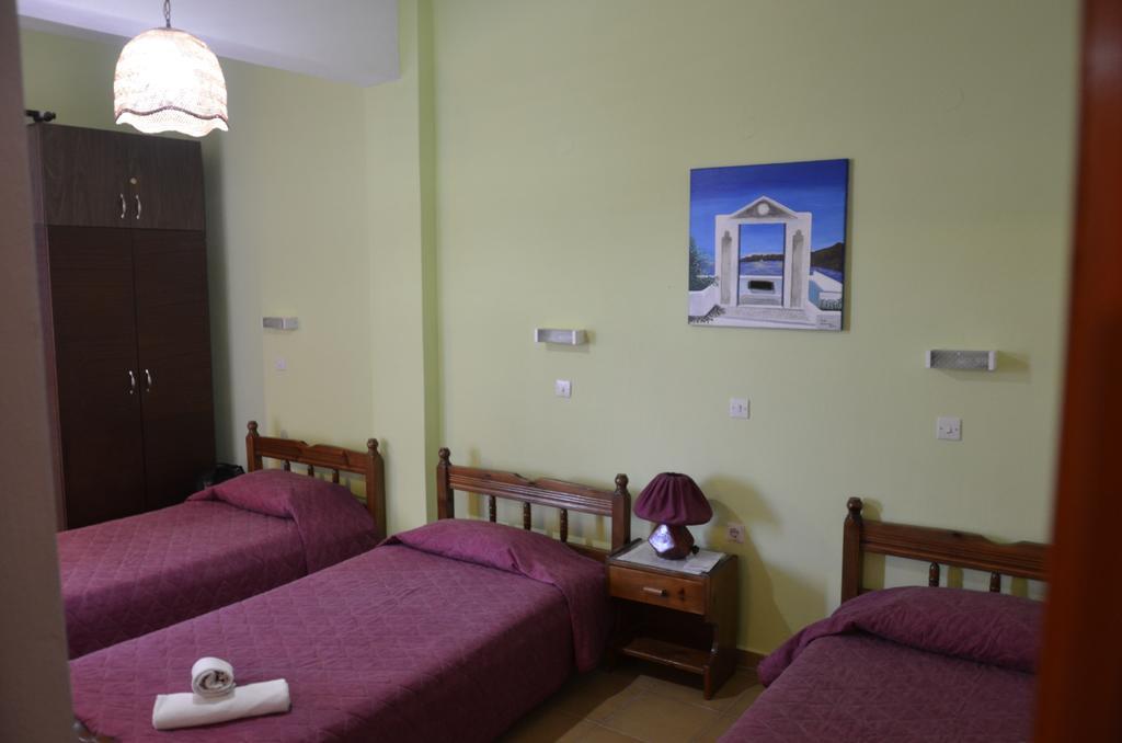 Christina Pension Karterados  Phòng bức ảnh