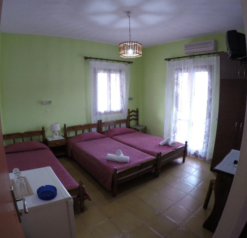Christina Pension Karterados  Phòng bức ảnh