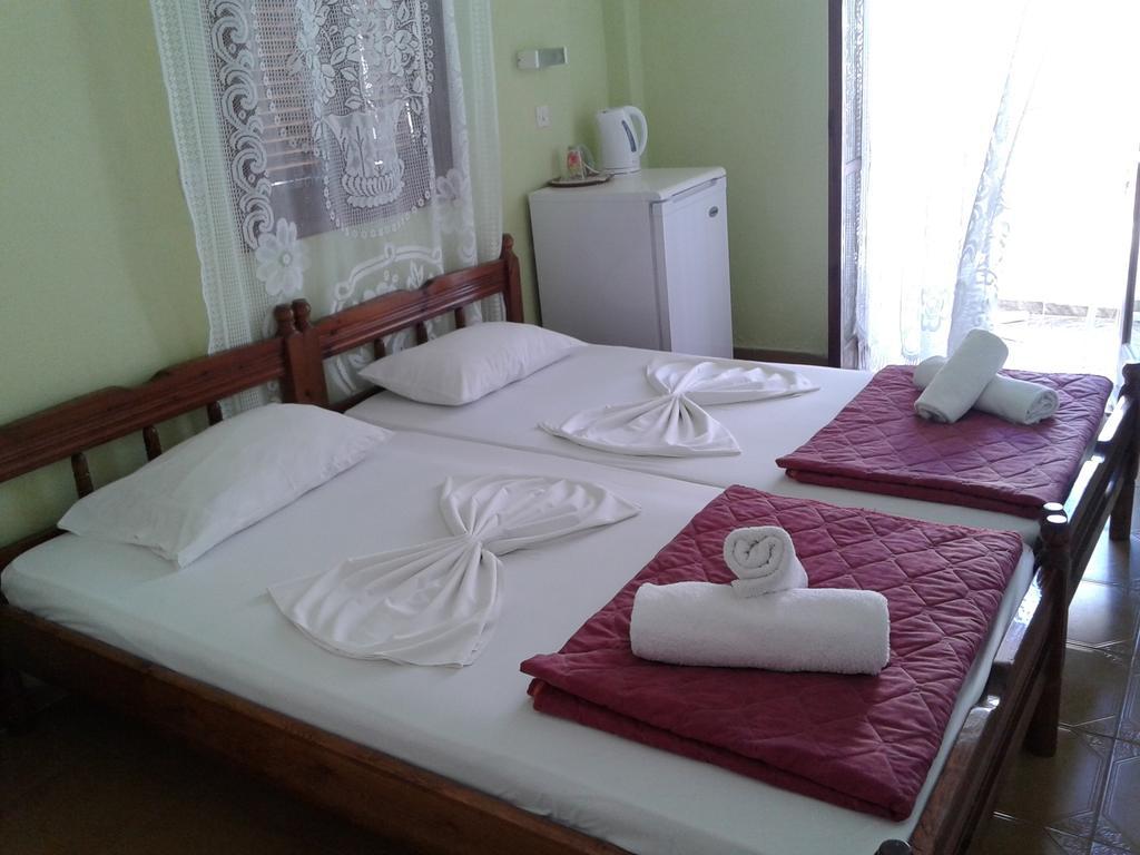 Christina Pension Karterados  Phòng bức ảnh